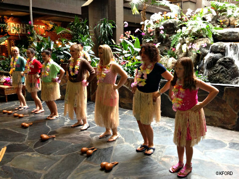polynesian-hula-lesson.jpg