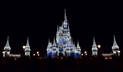 A Frozen Holiday Wish at the Magic Kingdom